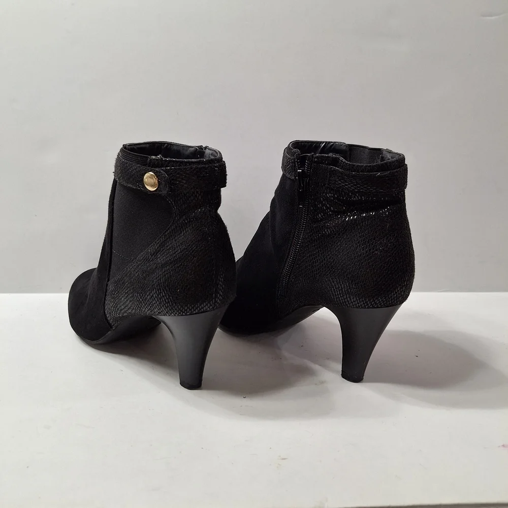 Karen Scott Black Classic Academia Faux Suede Kitten Heel Ankle Boots Size 8.5